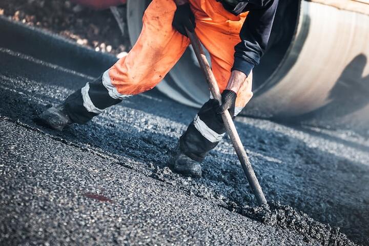 Asphalt-Contractors-in-Walcott-IA