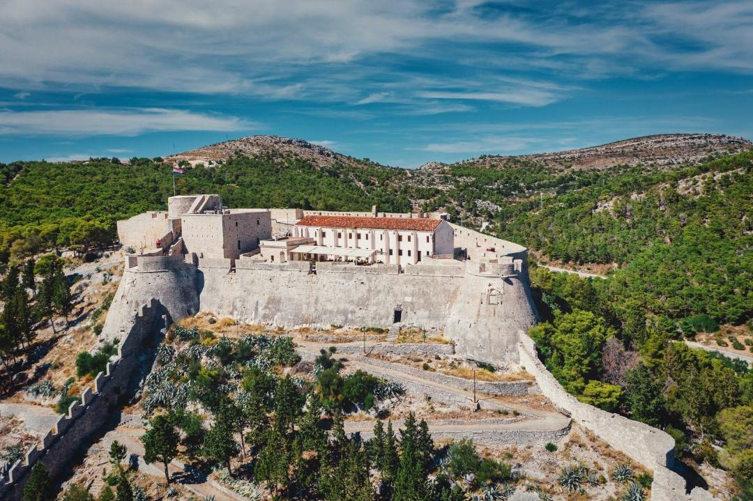 FORTICA TOWER ON THE ISLAND OF HAVR