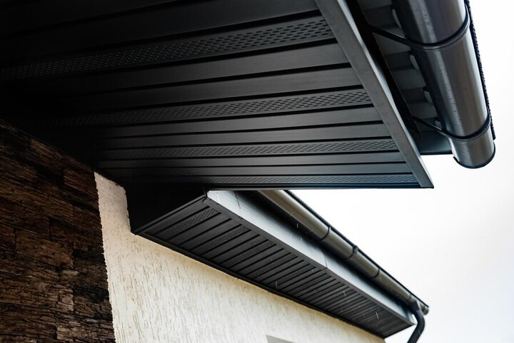 Seamless-Gutters-in-St-Pete-Beach-FL