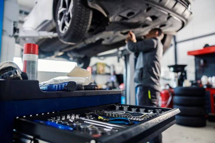 Auto-Technicians-in-Perth-Amboy-NJ