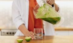 7 Home Remedies to Detox Your Gut &amp; Detoxification Diet