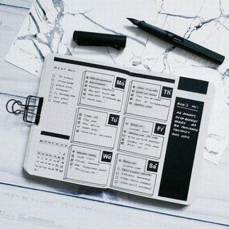 Moleskine Style Notebook-The Benefits Of Using Paper Notebooks