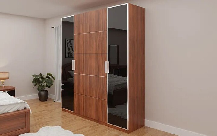 How Much Storage Do You Actually Need? A Wardrobe Buyer’s Reality Check