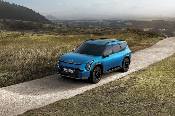 Veicoli elettrici e innovazione: Kia e le piattaforme digitali collaborano
