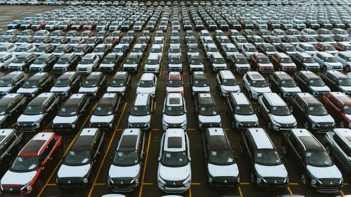 Indoor vs. Outdoor Car Storage: Which Is Right for You?
