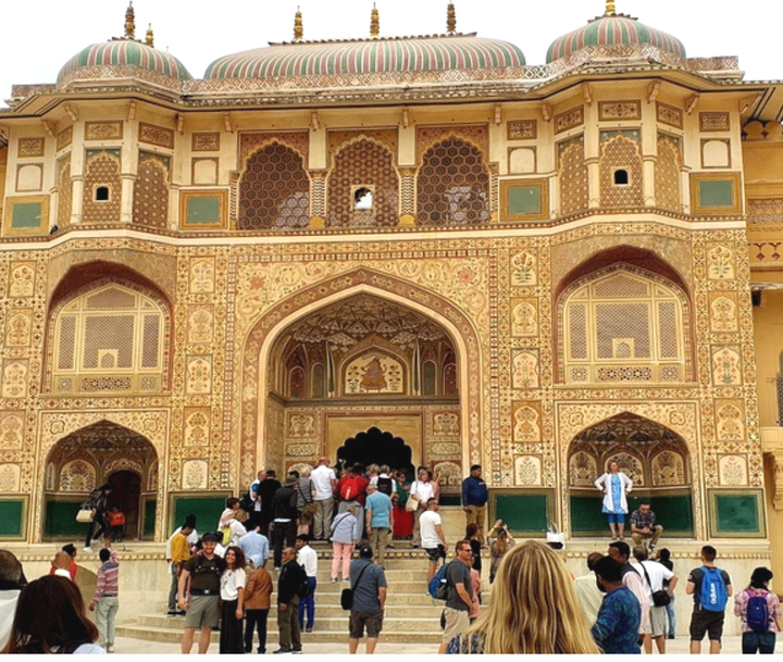 Early Morning Taj Mahal Tour by Car