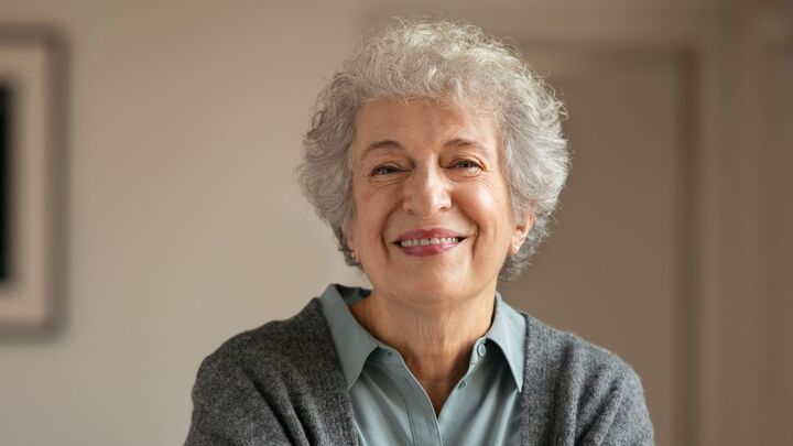 Comment se déroule un remplacement total des dents étape par étape ?