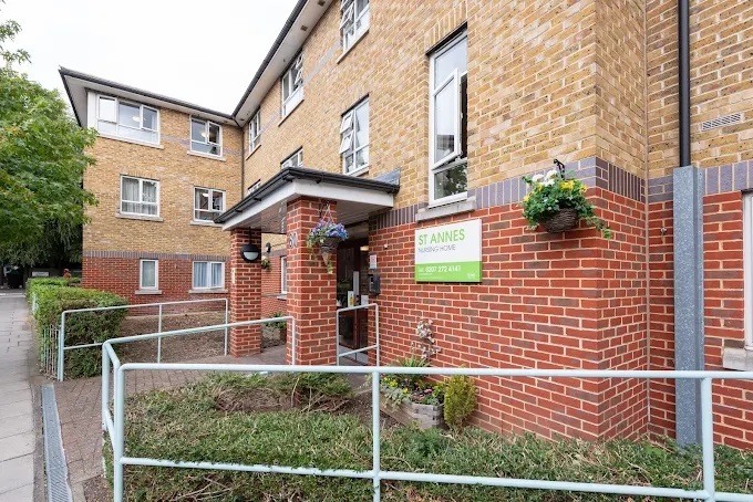 Leading Nursing & Care Home St Anne’s, Islington