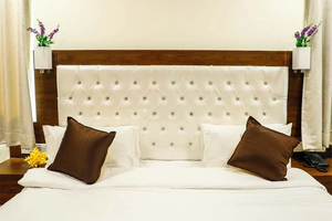 Hotel RN Grand - Experience Comfort &amp; Luxury: Best Hotels Near Durga Gudi, Vijayawada