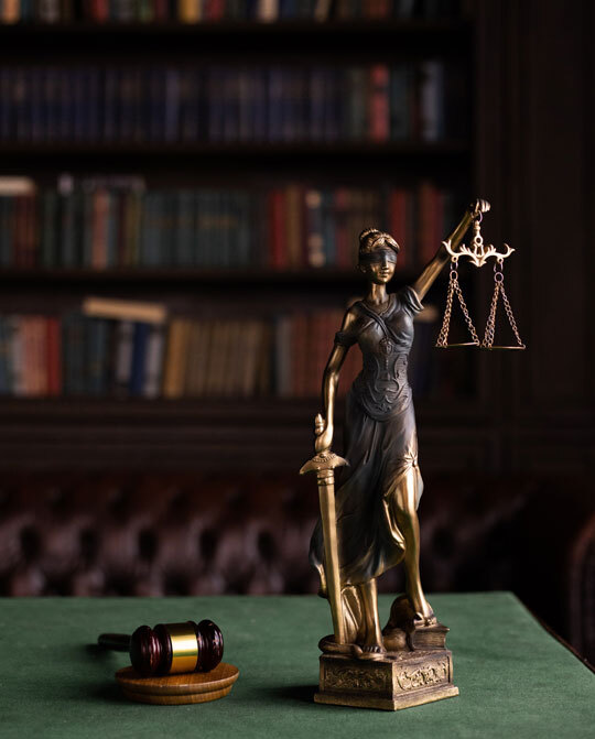 How to Choose the Best Personal Injury Law Firm When it comes to choosing a personal injury law firm, it is essential to find one that is reputable, experienced, and has a track record of success. With so many options available, it can be overwhelming to