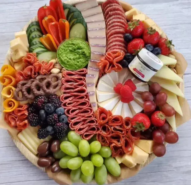 Make Your Wedding Menu Unforgettable with Grazing Boards 