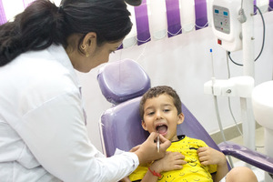 What things keep in mind before consulting Best Pediatric Dentist in Noida