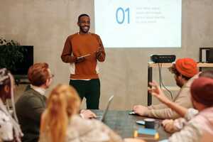 Budget-Friendly Presentation Design Tips: Options Across UAE