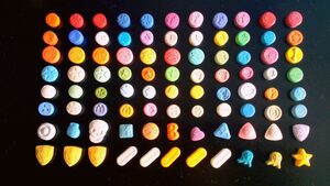 Buy MDMA in Canada: The Pros and Cons