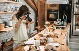Boost Your Brand\u2019s Visual Identity with a Food Photographer and Smart Content Production