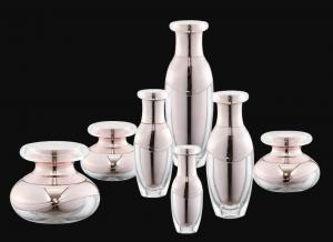 China Cosmetic Package Manufacturers Introduces The Use Of Facial Cleanser Bottles