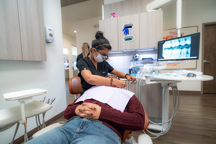 How Do I Choose the Best Buckhead Atlanta Endodontist for Root Canal Treatment?