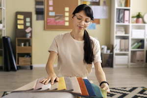 The Art of Letting Go: Declutter with a Professional Organizer 