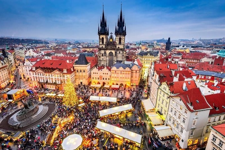 Art and Architecture Tours in Prague: A Journey Through Time