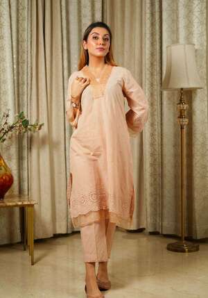 Timeless Elegance: Discover the Versatility and Comfort of Cotton Kurta Sets for Women