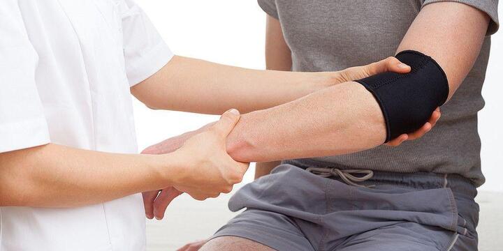 How Does the Tennis Elbow Treatment Work in Melbourne?