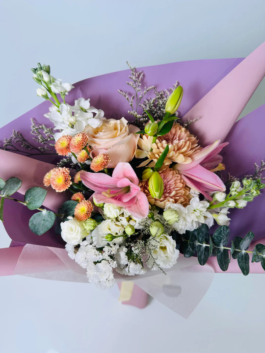 The Art of Sending Flowers with Flower Delivery Toronto