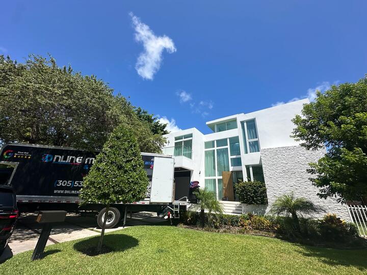 Furniture Movers Palm Beach