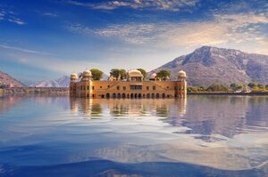 Best Taxi Service in Delhi NCR at lowest fares From JCR