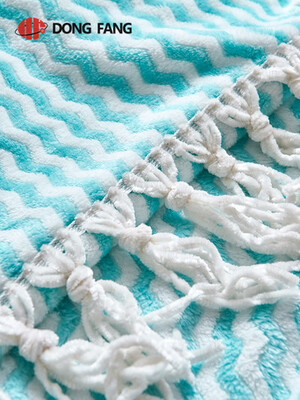About The Water-resistance Of The Flannel Cationic Jacquard Fabric Factory