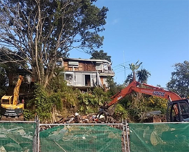 Asbestos Wall Removal: Ensuring a Safe and Compliant Home Renovation Process