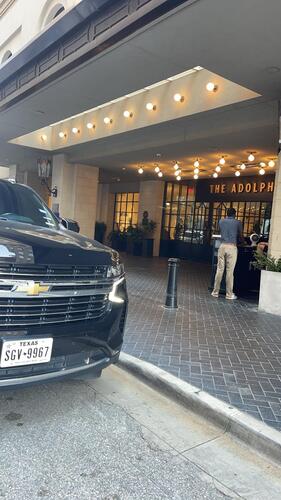 Black Car Service Dallas: Luxury Rides with Professional Chauffeurs