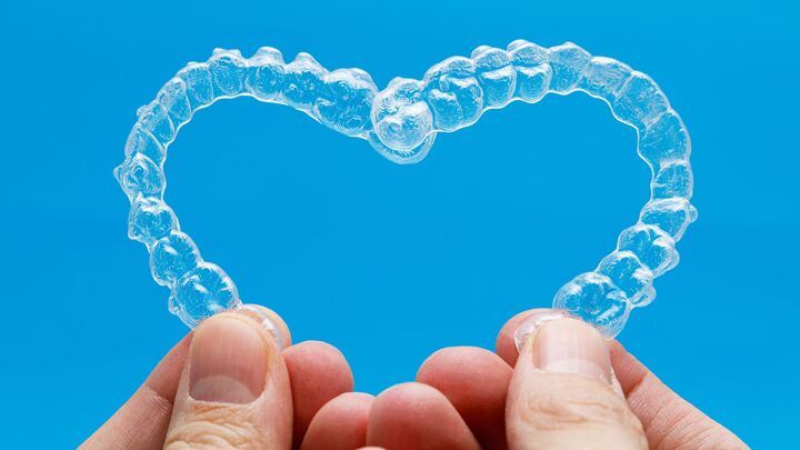 Peut-on vraiment faire confiance à l’orthodontie invisible ?