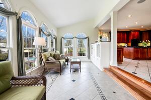 Tips for Photographing Tiny Homes and ADUs in OC Real Estate