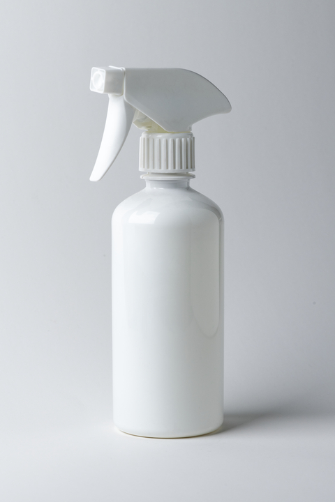 Mist Sprayers vs. Traditional Caps: Which Is Better for Your Business?