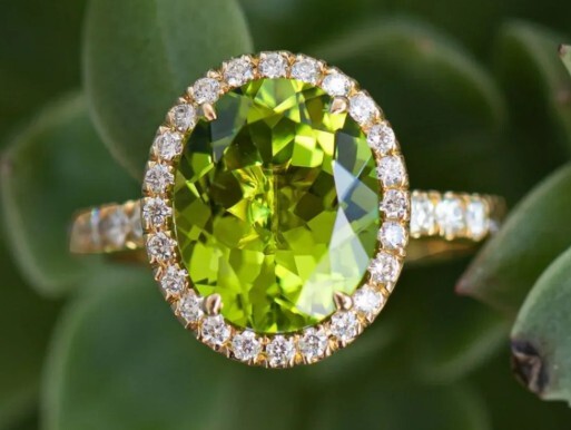 Discover the Beauty of Custom Craftsmanship with Bespoke Jewelry