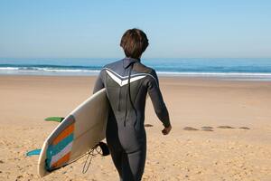 Chest Zip vs Back Zip Wetsuit: Which is Right for Me?