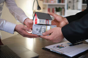 Navigating Short Sales and Foreclosures: The Importance of Short Sale Help 