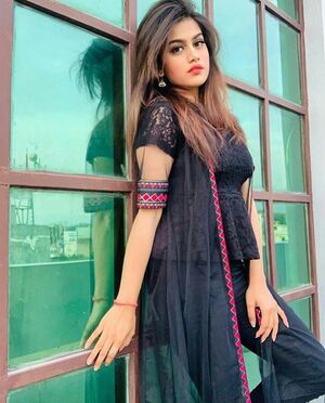 We Provide Busty Hyderabad Escort Services For Unlimited Enjoyment
