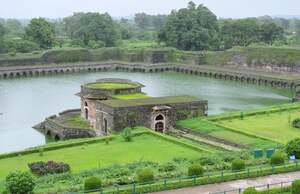 Indore to Mandav Cab