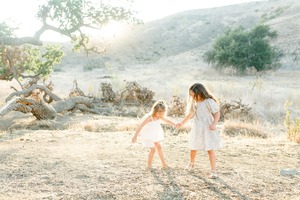 What Makes Natural Light Photography So Special for Families