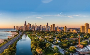 Renowned and Must-See Attractions in Chicago